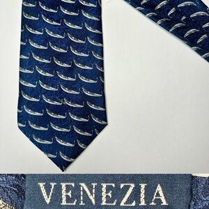 Venezia By Italy Gondola Patterned Blue and White Men's Classic Silk Tie
